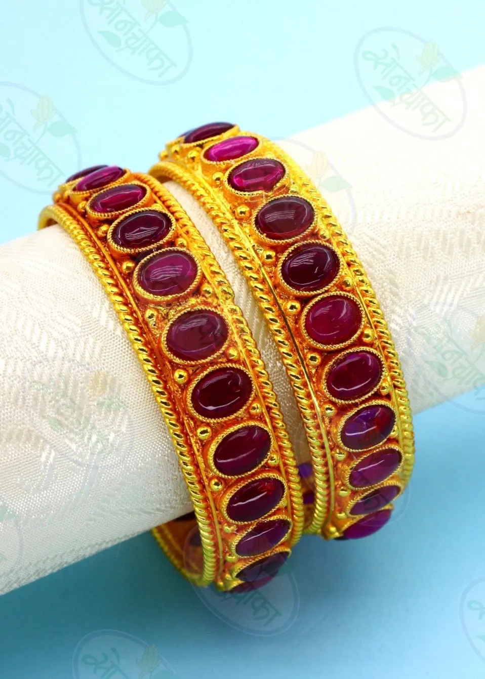ATTRACTIVE MATTE BANGLES