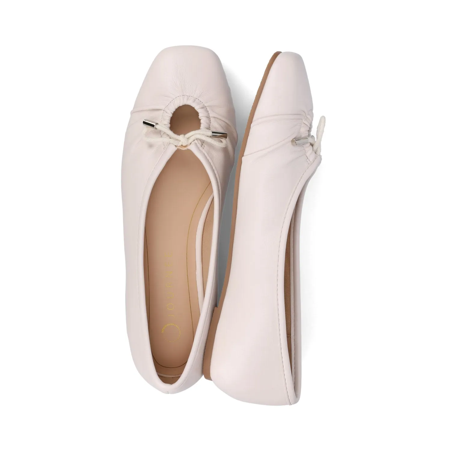 CALLEE FAUX LEATHER BALLET FLATS IN WIDE