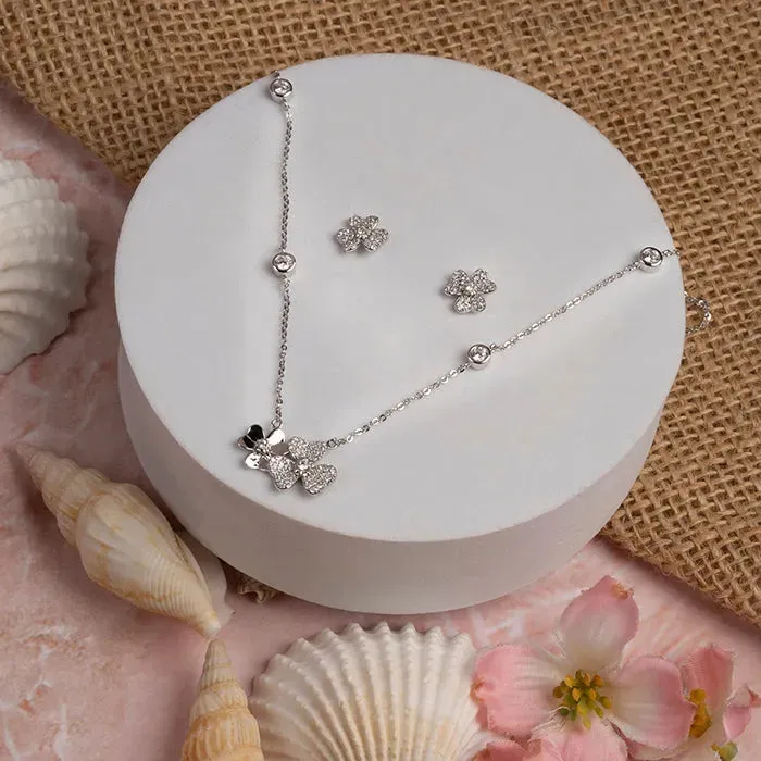 Dainty Flower Pendant Chain Set