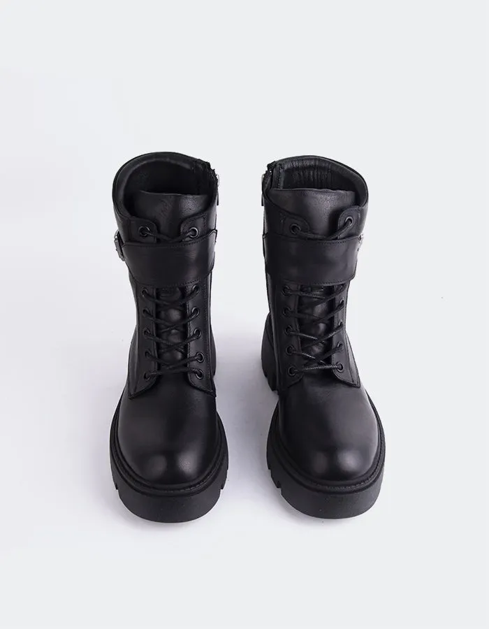 Flensburg Black Leather
