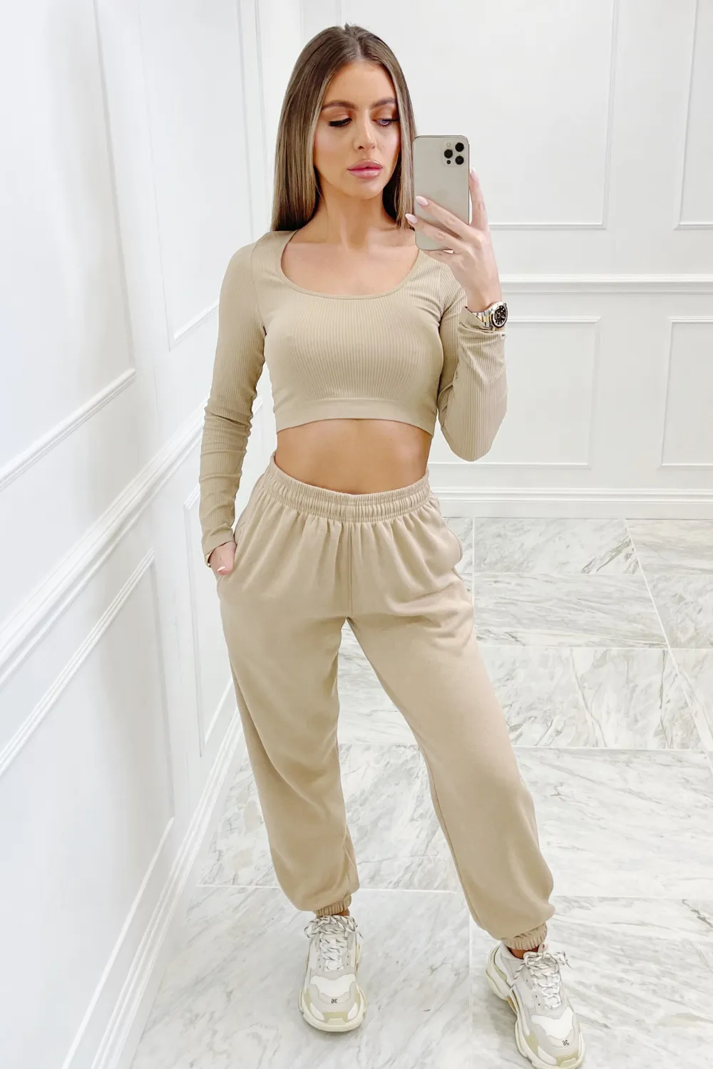 Glamify Beige premium essential jogger